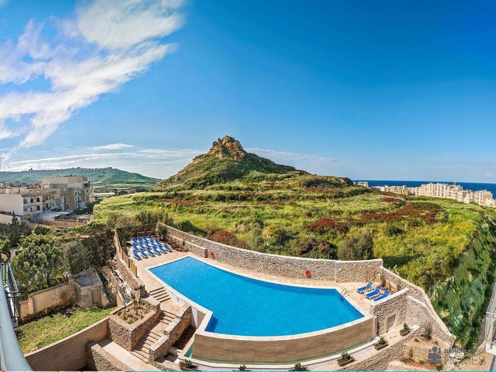 Your Room, Your Apartment, Your Shared Pool Marsalforn Exterior photo
