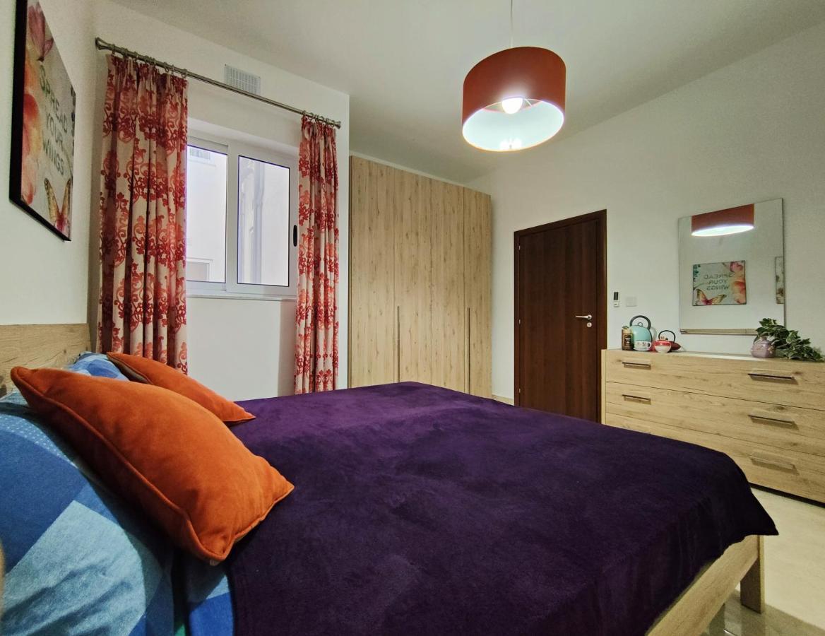 Your Room, Your Apartment, Your Shared Pool Marsalforn Exterior photo